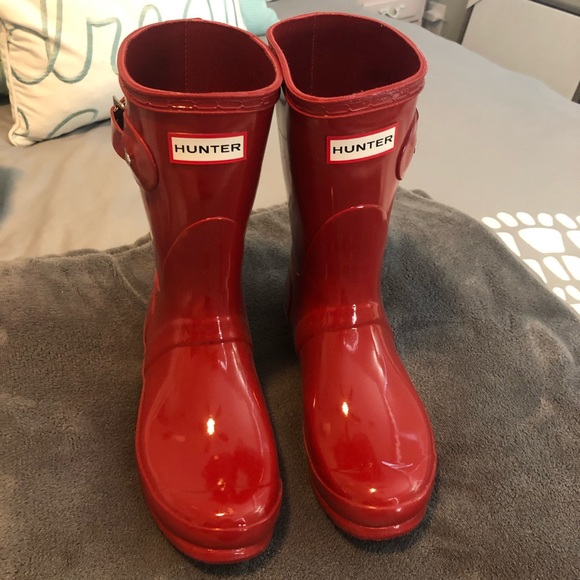 short gloss red hunter boots